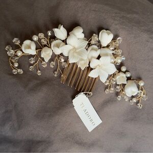 Ti Adoro Bridal ceramic White Floral Hair Comb for weddings